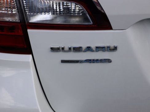 Used 2018 Subaru Outback 2.5i Premium image 45