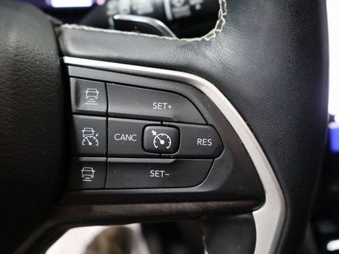 Used 2022 Jeep Grand Cherokee L Limited image 35