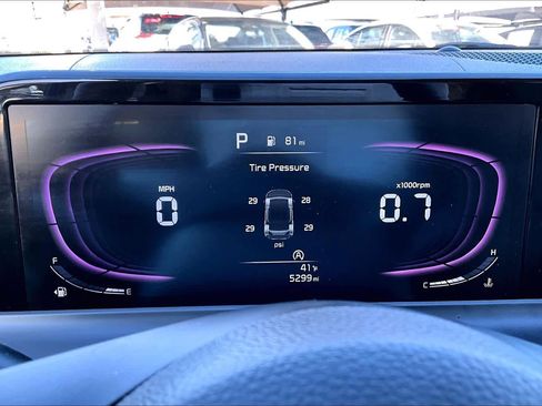 Used 2025 Kia Seltos LX image 21