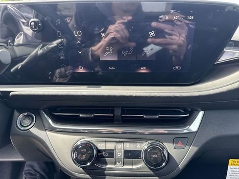 New 2026 Buick Envista Preferred w/ Advanced Safety Package FWD image 18