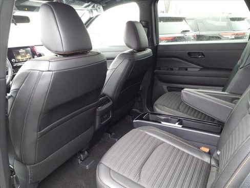New 2025 Nissan Pathfinder Rock Creek image 29