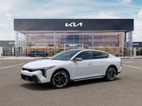 New 2026 Kia K4 GT-Line w/ GT-Line Sunroof Package FWD image 4