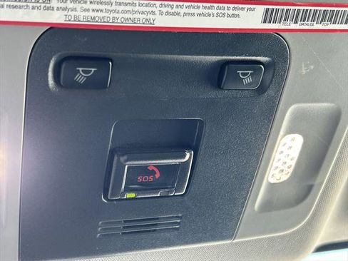 Certified 2022 Toyota Camry SE image 29