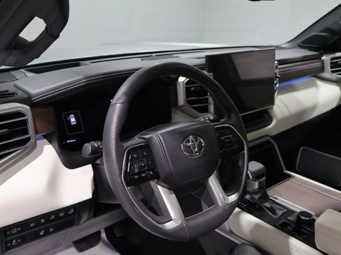 Used 2024 Toyota Sequoia Capstone AWD/4WD image 15