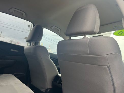 Used 2016 Honda CR-V SE image 25