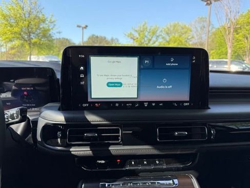 New 2025 Lincoln Aviator Reserve w/ Luxury Package image 9