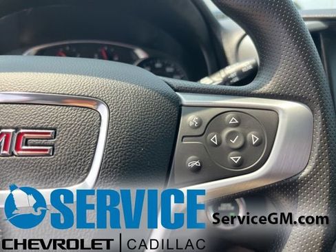 Used 2023 GMC Terrain SLE w/ Elevation Edition FWD image 17