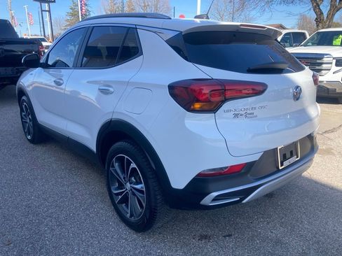 Certified 2021 Buick Encore GX Select image 8