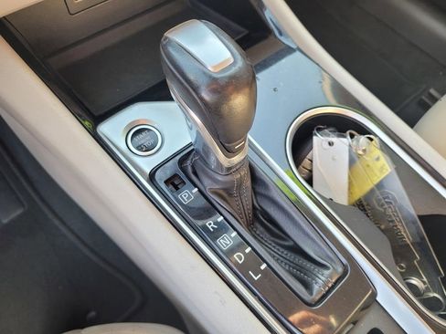 Used 2020 Nissan Altima 2.5 SV FWD image 18