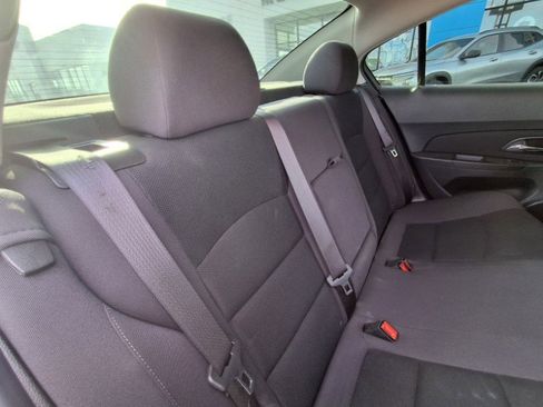 Used 2014 Chevrolet Cruze LT image 15