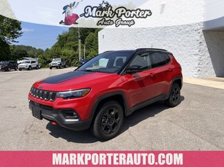 Used 2024 Jeep Compass Trailhawk w/ Trailhawk Elite Group image 1