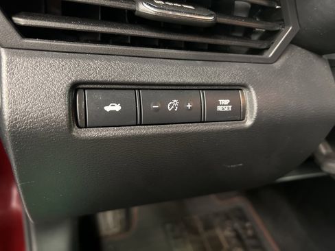 Used 2021 Nissan Altima 2.5 SR w/ SR Premium Package image 25