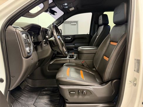 Used 2019 GMC Sierra 1500 AT4 w/ AT4 Premium Package AWD/4WD image 11
