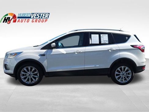Used 2017 Ford Escape Titanium image 1