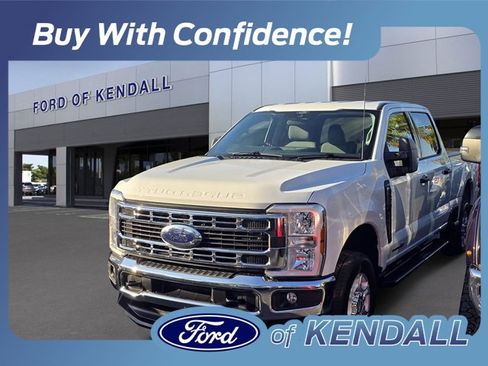 Used 2025 Ford F250 XLT image 1