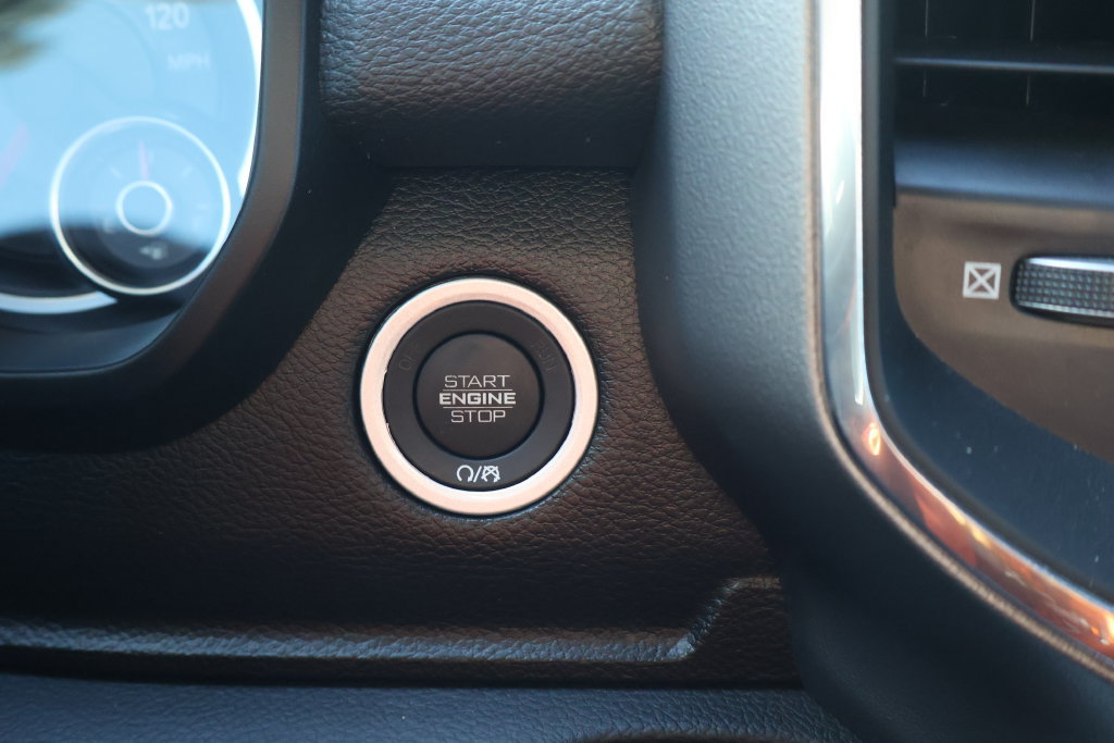 Used 2025 RAM 1500 Laramie w/ Sport Appearance Package AWD/4WD image 30