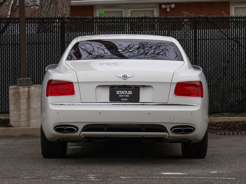 Used 2015 Bentley Flying Spur V8 image 23