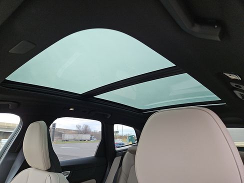 New 2026 Volvo XC60 B5 Plus w/ Protection Package Premier image 12