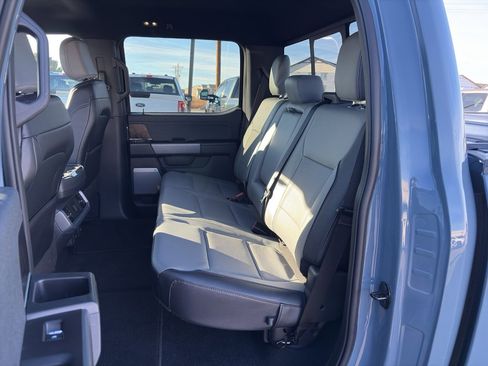 Used 2023 Ford F150 Lightning Lariat image 21