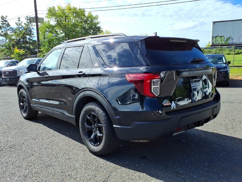 Used 2023 Ford Explorer Timberline w/ Timberline Technology Package AWD/4WD image 5