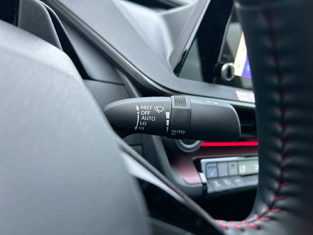 Certified 2025 Toyota Prius Plug-In Hybrid FWD image 20