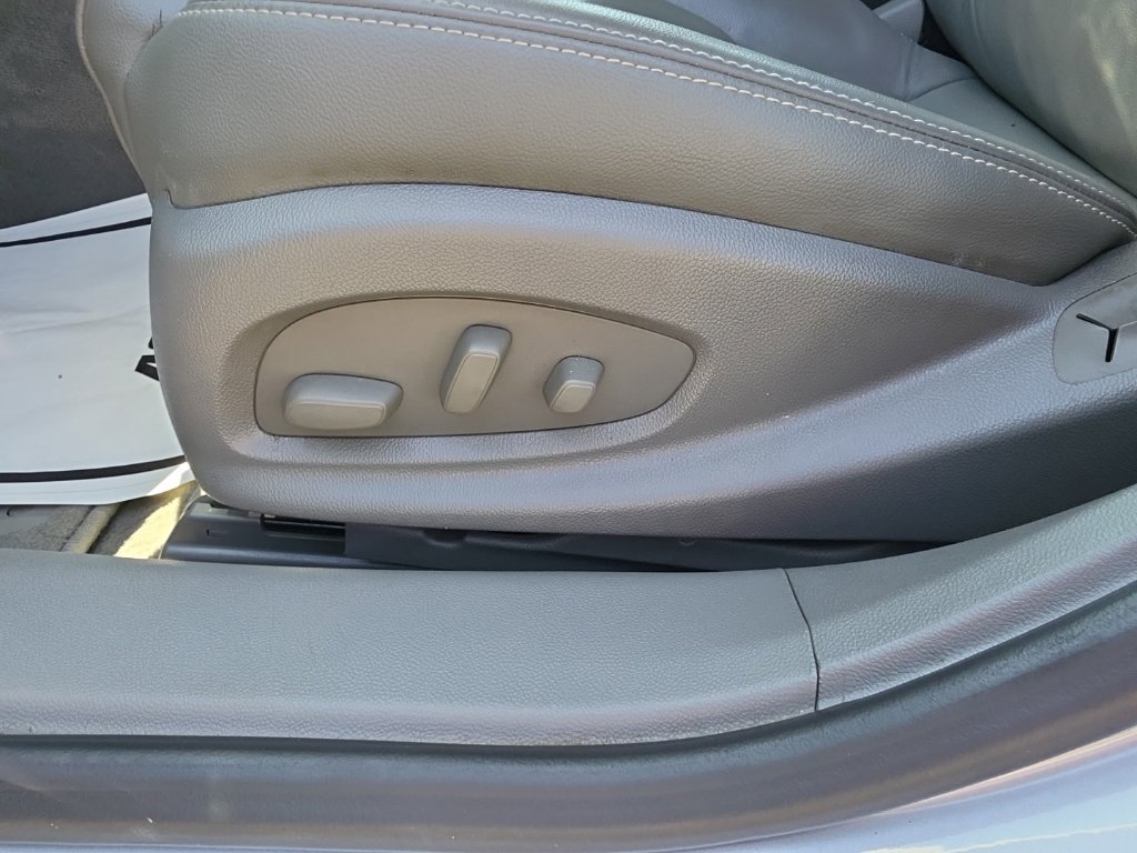 Certified 2017 Chevrolet Impala LT w/ Leather Package FWD image 23