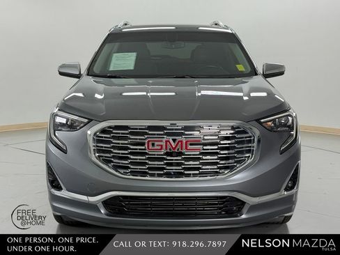 Used 2019 GMC Terrain Denali FWD image 2