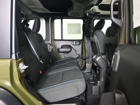 Used 2024 Jeep Wrangler Unlimited Rubicon 4xe w/ Technology Group image 16