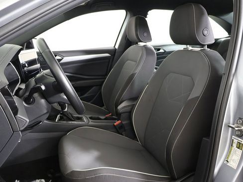 Used 2025 Volkswagen Jetta Sport image 27