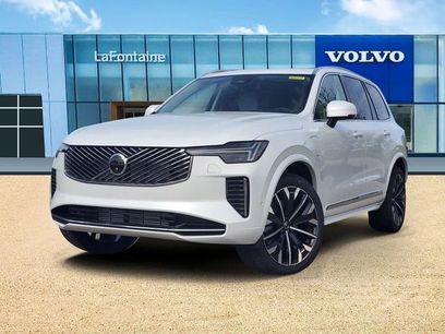 New 2026 Volvo XC90 T8 Ultra w/ Protection Package