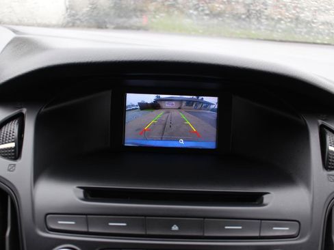 Used 2015 Ford Focus SE image 23