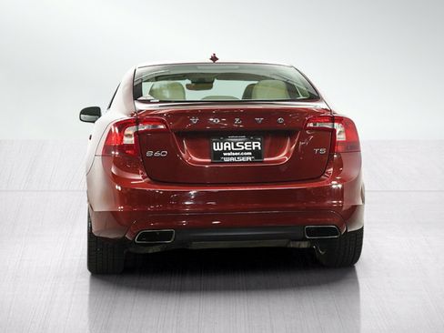 Used 2015 Volvo S60 T5 Premier FWD image 4
