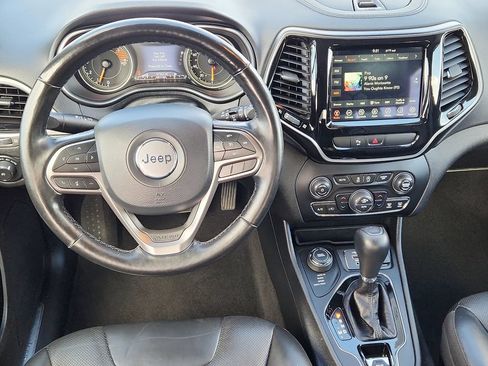 Used 2020 Jeep Cherokee Limited AWD/4WD image 11