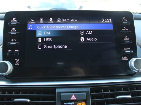 Used 2019 Honda Accord Sport image 17