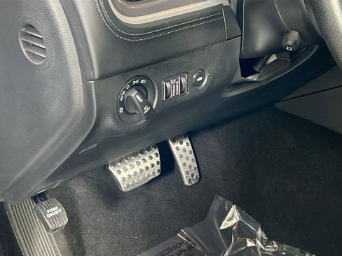 Used 2022 Dodge Charger GT w/ Plus Group image 10