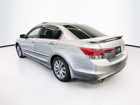 Used 2011 Honda Accord EX-L image 5