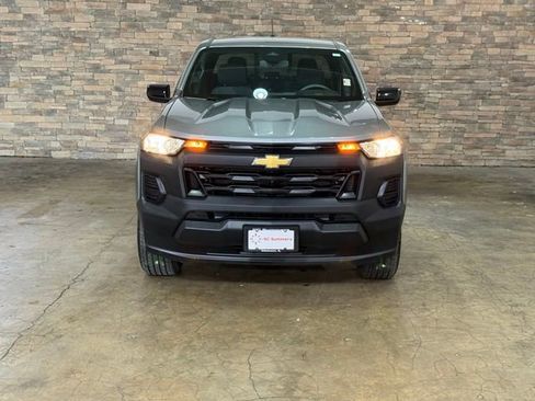 Used 2024 Chevrolet Colorado W/T w/ Advanced Trailering Package RWD image 3