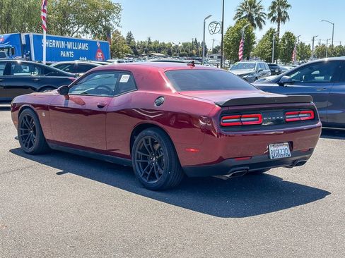 Used 2021 Dodge Challenger R/T Scat Pack w/ Dynamics Package RWD image 2