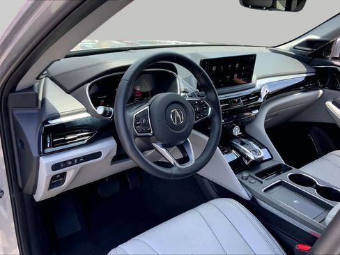 Used 2026 Acura MDX FWD w/ Technology Package image 18