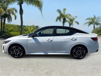 Used 2025 Nissan Sentra SR FWD video 2