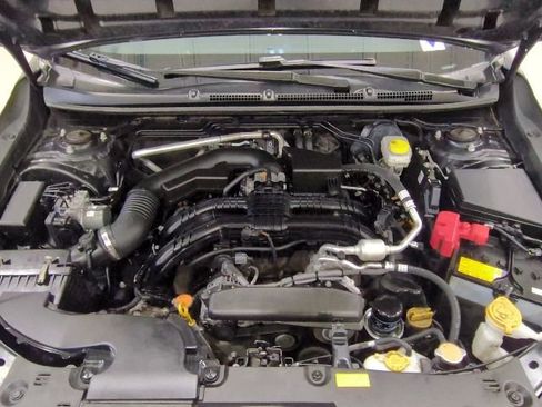 Certified 2024 Subaru Crosstrek 2.0i image 13