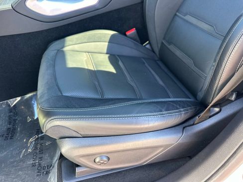 Certified 2022 Mercedes-Benz GLE 53 AMG 4MATIC image 22