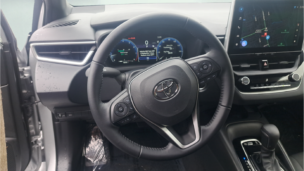 Used 2026 Toyota Corolla SE w/ SE Package FWD image 18