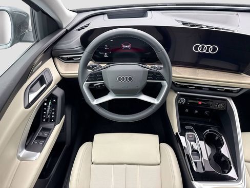 Certified 2025 Audi Q5 Premium Plus w/ Premium Plus image 10