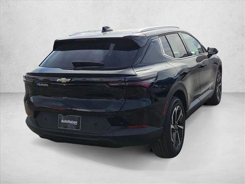 New 2026 Chevrolet Equinox EV LT image 4