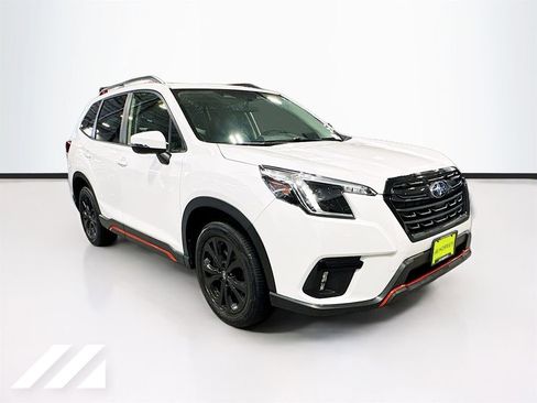 Used 2023 Subaru Forester Sport image 3