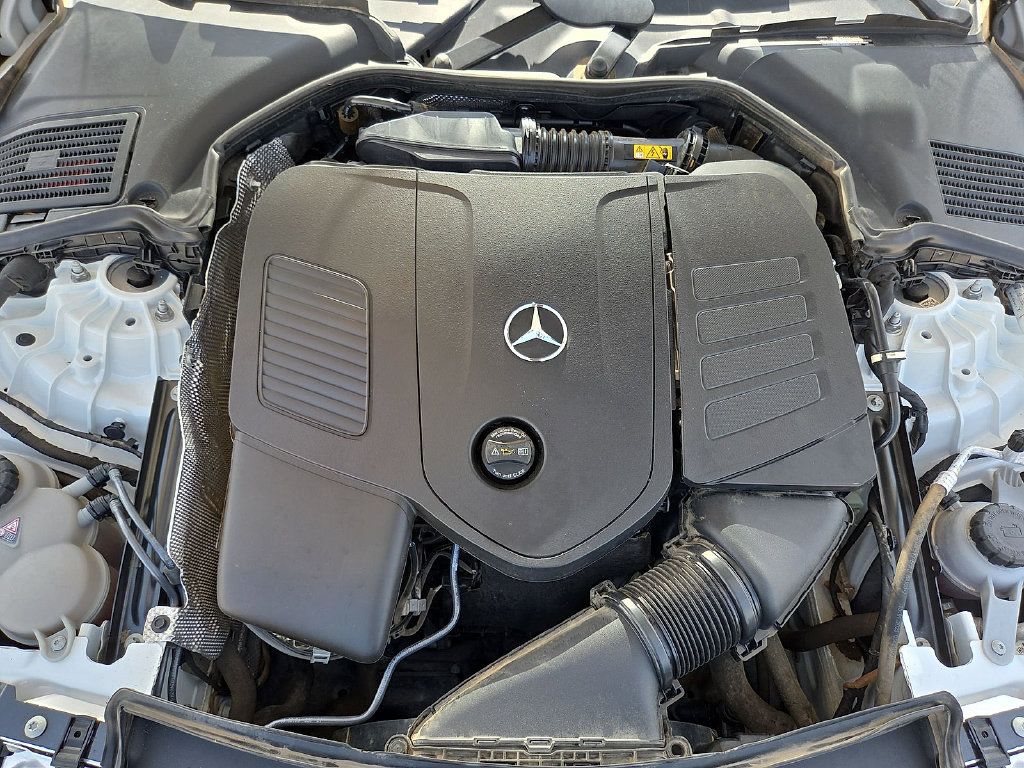 Used 2023 Mercedes-Benz C 300 Sedan image 10