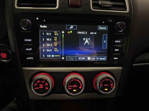 Used 2016 Subaru Crosstrek 2.0i Limited image 26