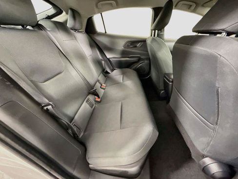 Certified 2025 Toyota Prius LE FWD image 26