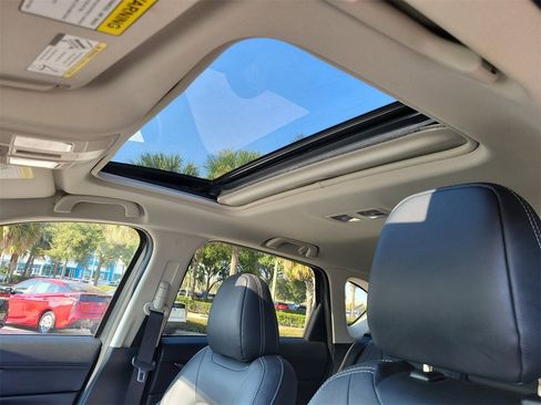 Used 2025 MAZDA CX-5 AWD 2.5 S w/ Preferred Package image 19